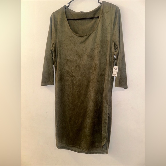 Charlotte Russe Green Sheath Dress 3/4 Sleeve Scoop Neck size Large - Picture 1 of 5